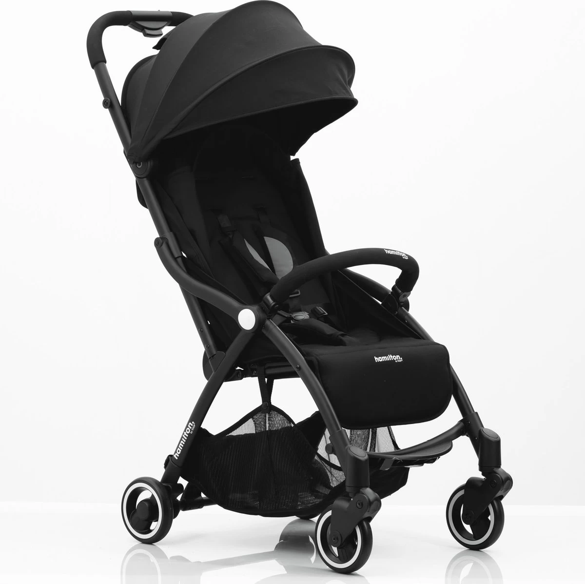 Hamilton By Yoop S1 Plus Buggy – Nieuw En Hoger 2023 Model – Premium Budget Stroller Met One Hand Folding Technologie – Zwart/Antraciet – Lichte, Verstelbare En Wendbare Kinderwagen Met Vele Gemakken 3 Hamilton By Yoop S1 Plus Buggy – Nieuw En Hoger 2023 Model – Premium Budget Stroller Met One Hand Folding Technologie – Zwart/Antraciet – Lichte, Verstelbare En Wendbare Kinderwagen Met Vele Gemakken - Afbeelding 3