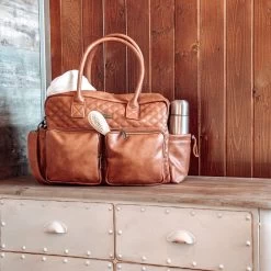 Kidzroom Vision Of Love Luiertas - Bruin - Verschoonmatje - Versteldbare Schouderband -Kinderwagens Winkel 1200x1200 1450