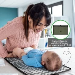 Brisby Slijtvaste Luiertas – Verzorgingstas - Two Tone Groen En Zwart - Inclusief Verschoonmatje - Isoleervakken - Met Geïntegreerde Kinderwagen Haken -Kinderwagens Winkel 1200x1200 1463