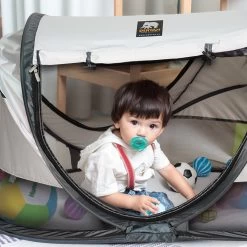 Deryan Shane Luxe 2023 Campingbedje - Baby Tent - Anti-UV 50+ - Peuterbed - Silver -Kinderwagens Winkel 1200x1200 1670