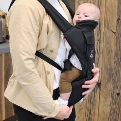 Deryan Pack Luxe Ergonomische Draagzak - Babydrager + Opbergvakjes - Zwart -Kinderwagens Winkel 1200x1200 2048