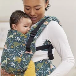 Tula Free To Grow - Draagzak Baby - Land Before Tula - Dino Print - Ergonomische Draagzak Voor Baby En Drager -Kinderwagens Winkel 1200x1200 2102