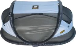 Deryan Baby Luxe Campingbedje – Inclusief Zelfopblaasbare Matras - Blue -Kinderwagens Winkel 1200x748 2