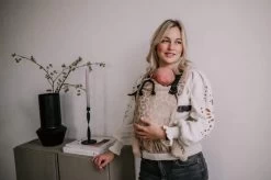 Draagzak - Cross & Go - Pure Baby Love - Panter Taupe - Maat 44 T/m 74 -Kinderwagens Winkel 1200x797 2