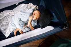 Hauck Dream N Play Plus Campingbedje - Navy -Kinderwagens Winkel 1200x800 165