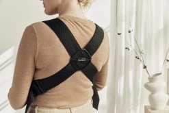 BabyBjörn Draagzak Mini - 3D Mesh - Zwart -Kinderwagens Winkel 1200x800 297