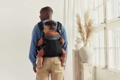 BabyBjörn Draagzak Harmony - 3D Mesh - Zwart -Kinderwagens Winkel 1200x801 14