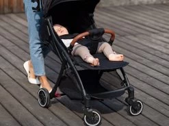 Lionelo Buggy Julie One - Kinderwagen Premium - Automatisch Opvouwen - Wandelwagen Tot 22 Kg - Comfortabele Zitje 28 Lionelo Buggy Julie One - Kinderwagen Premium - Automatisch Opvouwen - Wandelwagen Tot 22 Kg - Comfortabele Zitje -Kinderwagens Winkel 1200x896 5