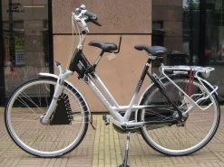 Zadel Op Stang Model 3 Kinderzitje Voor Damesfiets Met Dubbele Stang Met Dikke Onderbuis - Nooit Meer Zwaar Sturen -Kinderwagens Winkel 1200x900 73