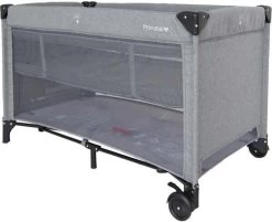 Prénatal Luxe Campingbedje Met Bodemverhoger - Inklapbaar Baby Campingbed - Reisbedje Met Wieltjes En Kruipluik - Inclusief Bodemmatras - 120 X 60 Cm - Grijs -Kinderwagens Winkel 1200x978 2
