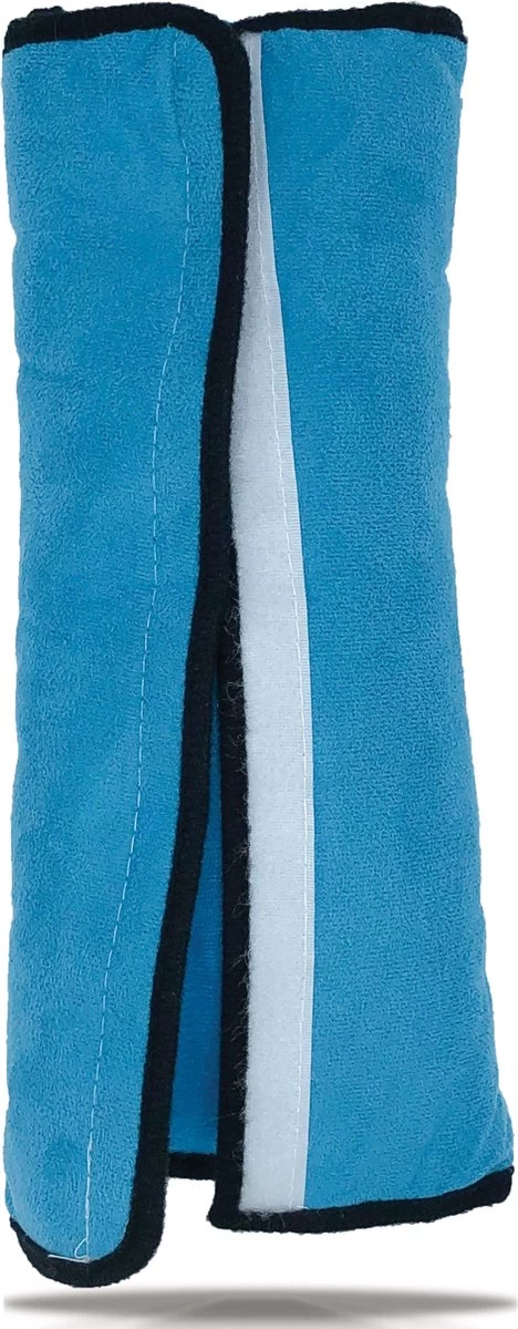 3D Blauwe Gordelkussen Of Slaapkussen Als Reiskussen In De Auto. Dit Kussen Is De Beschermer Van Riem/Gordel, Nek, Hoofd En Kind Bij Het Slapen 9 3D Blauwe Gordelkussen Of Slaapkussen Als Reiskussen In De Auto. Dit Kussen Is De Beschermer Van Riem/Gordel, Nek, Hoofd En Kind Bij Het Slapen - Afbeelding 9