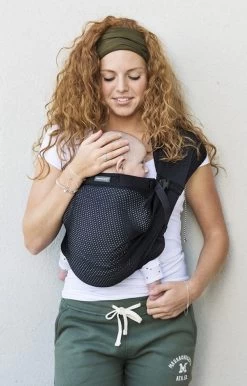 Minimonkey Mini Sling Draagzak - Zwart -Kinderwagens Winkel 768x1200 6