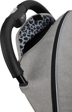 MoMi Wandelwagen - Compacte Lichtgewicht Buggy - Estelle Dakar Met XXL Wielen & Zonnekap - Leopard - Grijs-Goud (geschikt Van 6mnd - 22kg) -Kinderwagens Winkel 773x1200 2