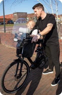 Deryan Bike-a-way Fietsstoeltje Voor - Fiets Regenhoes - Warme Jas En Windbreaker + Regenponcho - Bobike & Yepp -Kinderwagens Winkel 780x1200 3