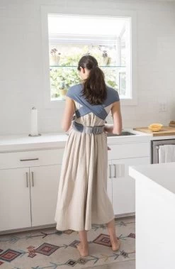 Ergobaby Embrace Draagzak Baby - Oxford Blue -Kinderwagens Winkel 783x1200 5