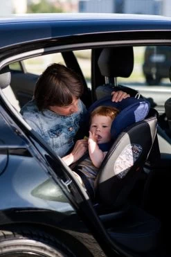 MUNDO 0-36 KG ISOFIX - 360 Graden Draaibaar Zwart -Kinderwagens Winkel 800x1200 67