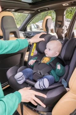 Bebeconfort Evolvefix Autostoeltje - 360° Draaibaar - Night Black -Kinderwagens Winkel 800x1200 82