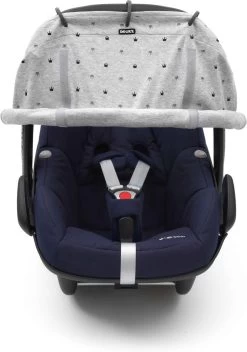 Dooky Universal Cover Zonnescherm Kinderwagen - Light Grey Crowns -Kinderwagens Winkel 841x1200 2