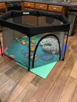 Deryan Draagbare Kinderbox - Zwart - Vaste Matrasbodem - Reisbox - Campingbedje -Kinderwagens Winkel 902x1200 2