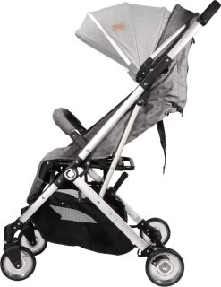 Ding Vivo Wandelwagen - Grijs/Zilver - Inklapbare Buggy - Inclusief Boodschappenmandje En Zonnekap 17 Ding Vivo Wandelwagen - Grijs/Zilver - Inklapbare Buggy - Inclusief Boodschappenmandje En Zonnekap -Kinderwagens Winkel 926x1200