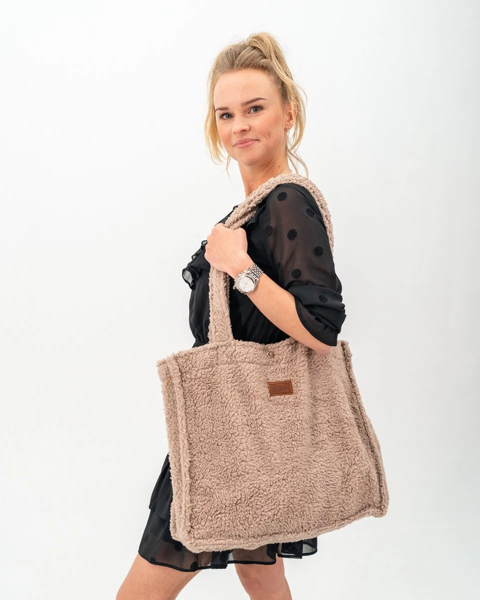 ByKay - Mom Bag - Draagzak - Teddy - Taupe - Organic 1 ByKay - Mom Bag - Draagzak - Teddy - Taupe - Organic